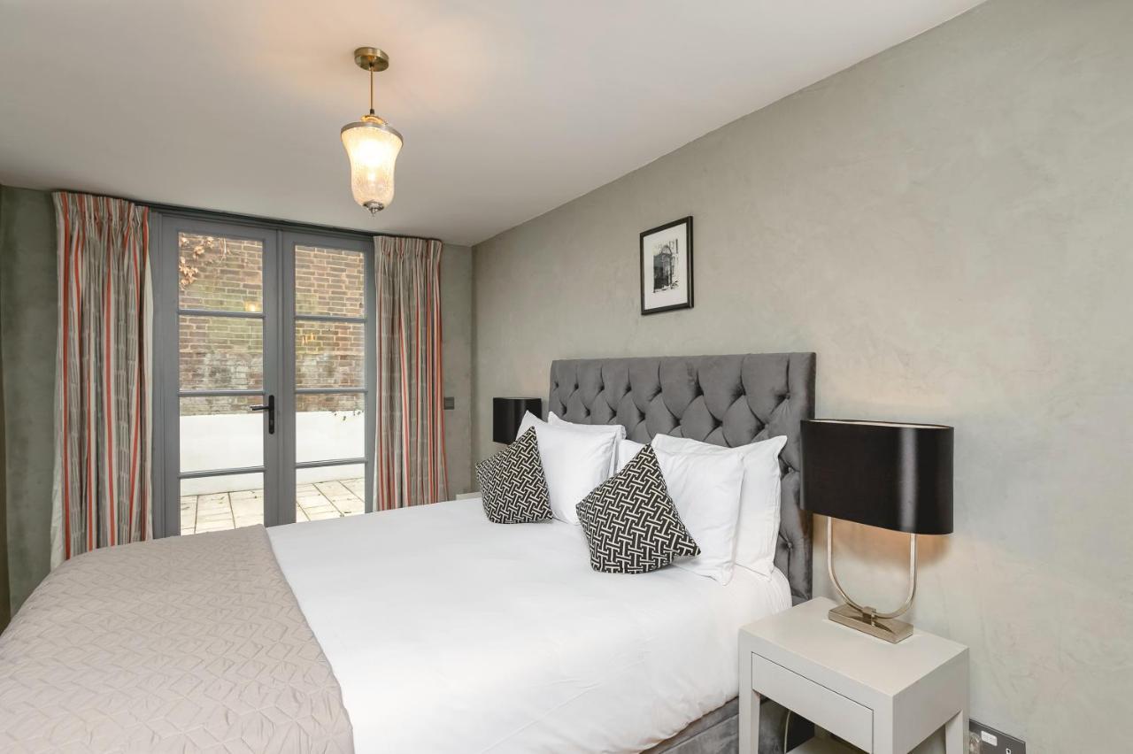 Penthousestays Nr Notting Hill - Luxury 2 Bedroom King Bed - Near Portobello Road * Londra